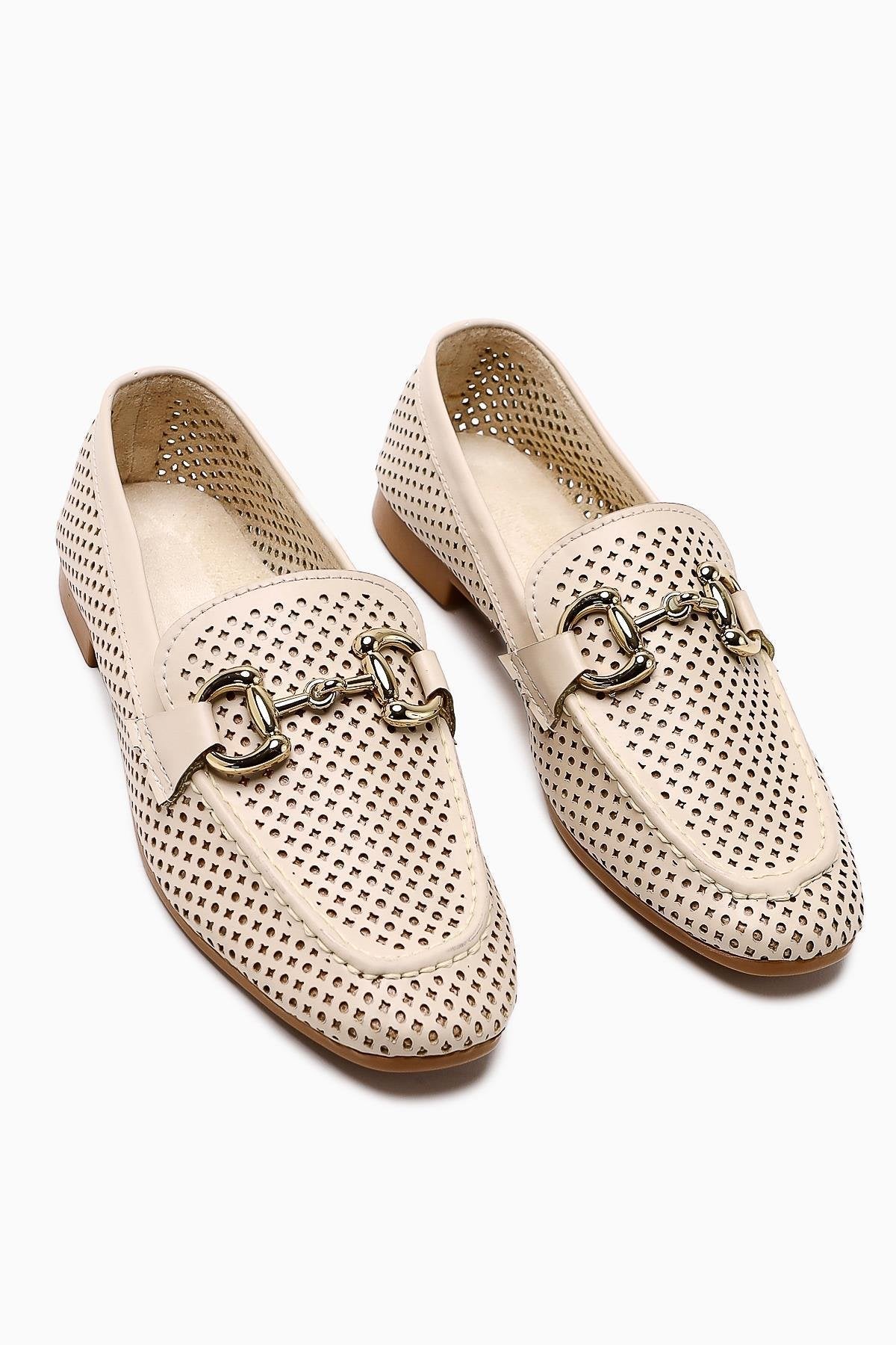 Gazali – Nude Buckle Ballet Flat (Women)