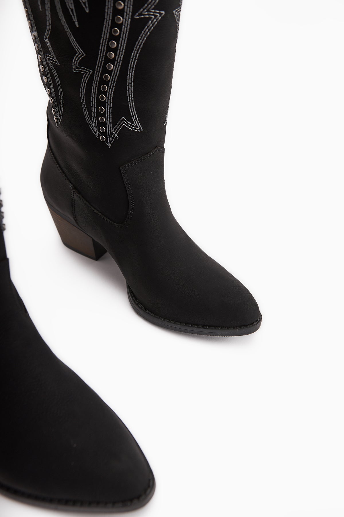 Fizaro Black Pointed Toe Embroidered Studded Western Boots