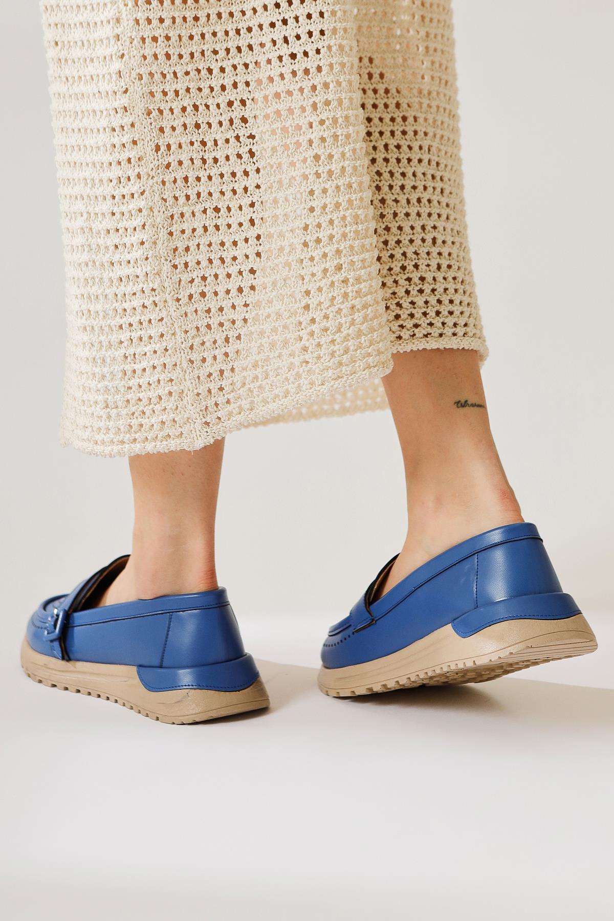 Zain – Blue Laser-Cut Buckle-Detail Ballet Flat (Women)