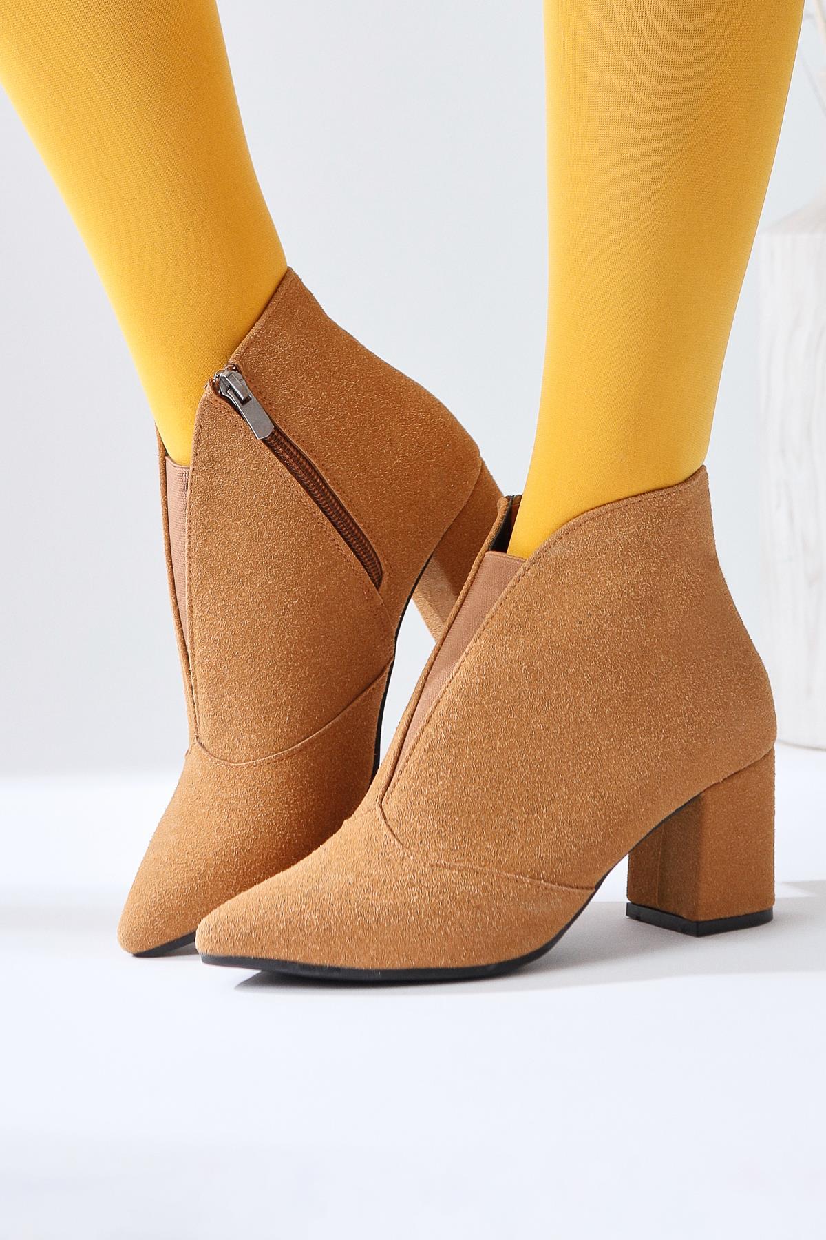 Maria Elena – Nude Suede Pointed-Toe Zippered Heeled Boot (Women)