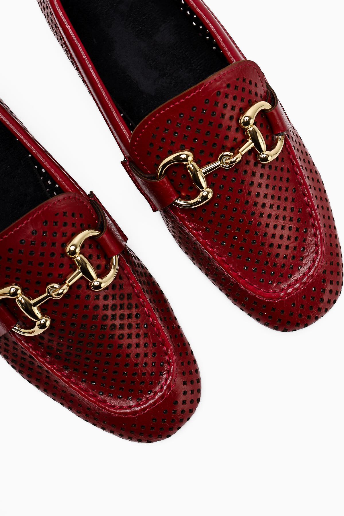 Gazali – Burgundy Buckle-Detail Ballet Flat (Women)