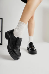 Satya – Black Patent Lace-Up Casual Shoe (Women)