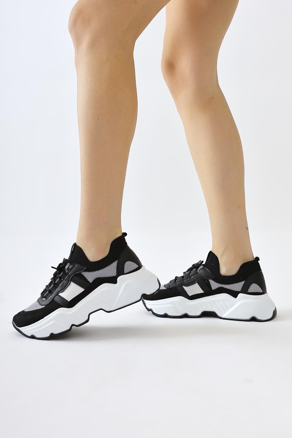 Mireia Black Sneakers with Suede Detail and Weave