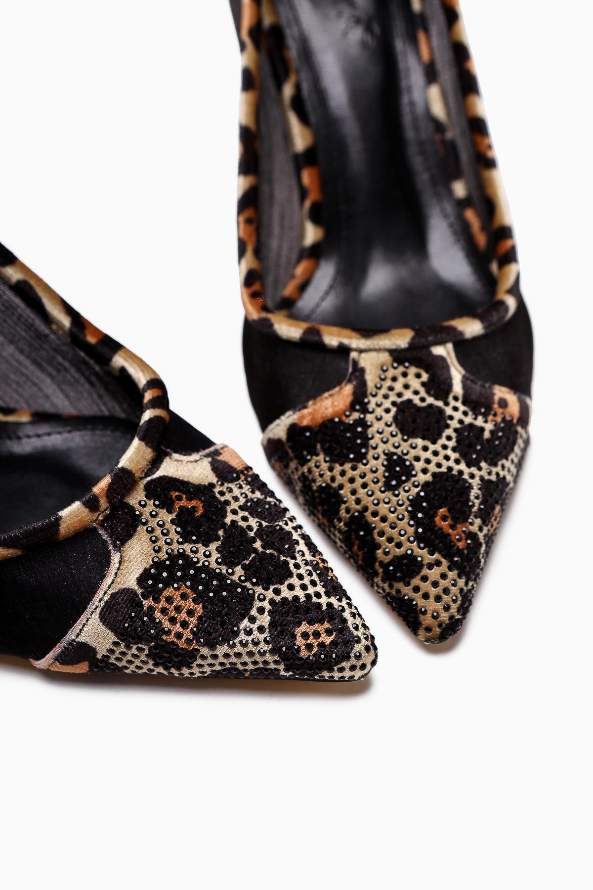 Kalliopi Black Pointed Toe Leopard - Stone Detailed Women’s Heeled Shoes