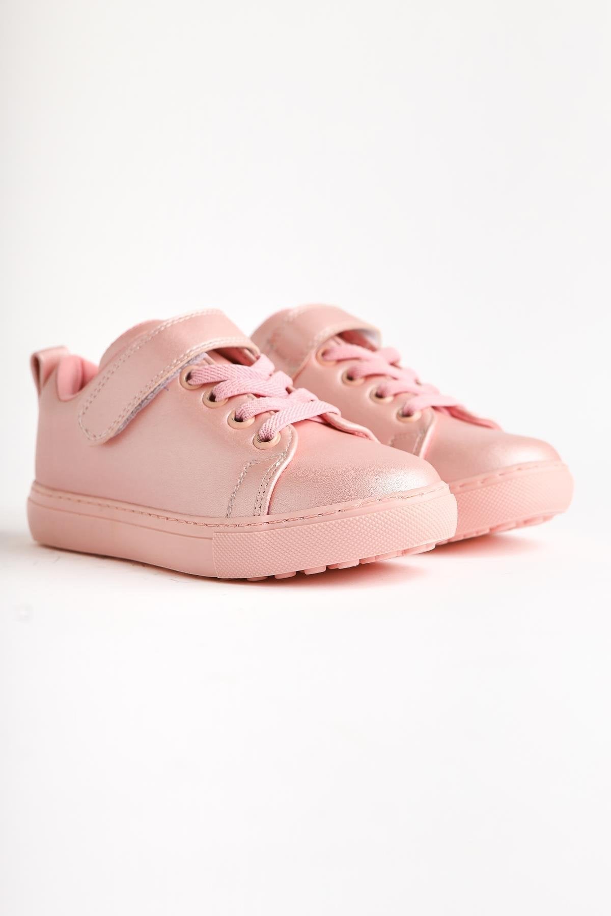 Hori Powder Lace-Up with Velcro Detail Kids' Athletic Shoes