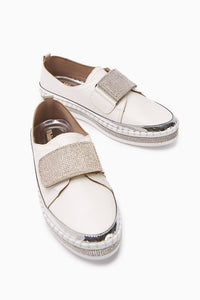 Valmira – White Hook-and-Loop Stone-Detail Casual Shoe (Women)