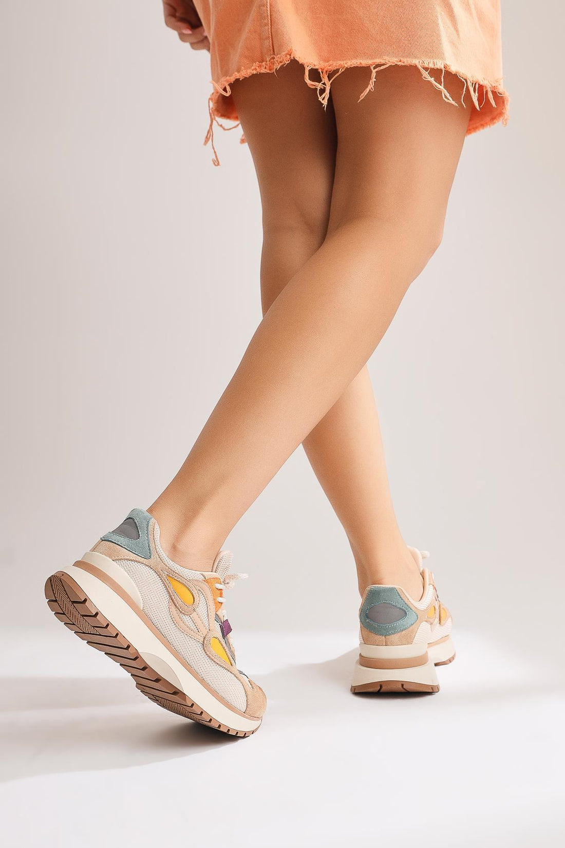 Gerdh Nude Knit-Suede Sport Shoe