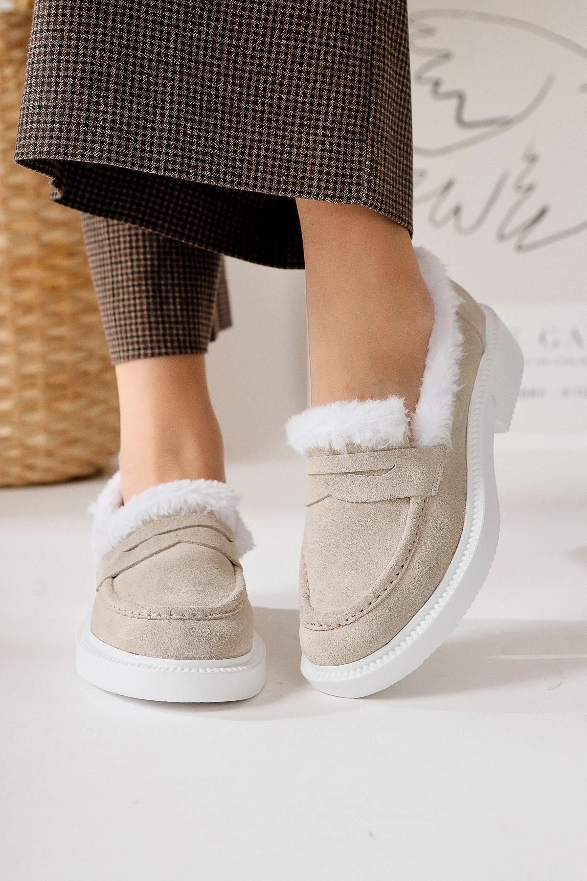 Tommie Genuine Leather – Beige Suede Fur-Lined Casual Shoe (Women)