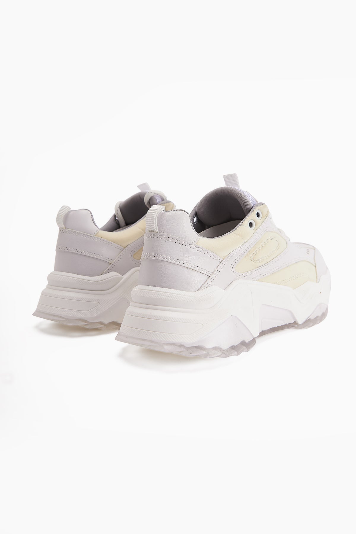 Erla – White Thick-Sole Lace-Up Sneaker (Women)