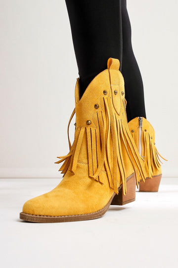 Lillebeth – Yellow Suede Fringed Stud-Detail Western Boot (Women)