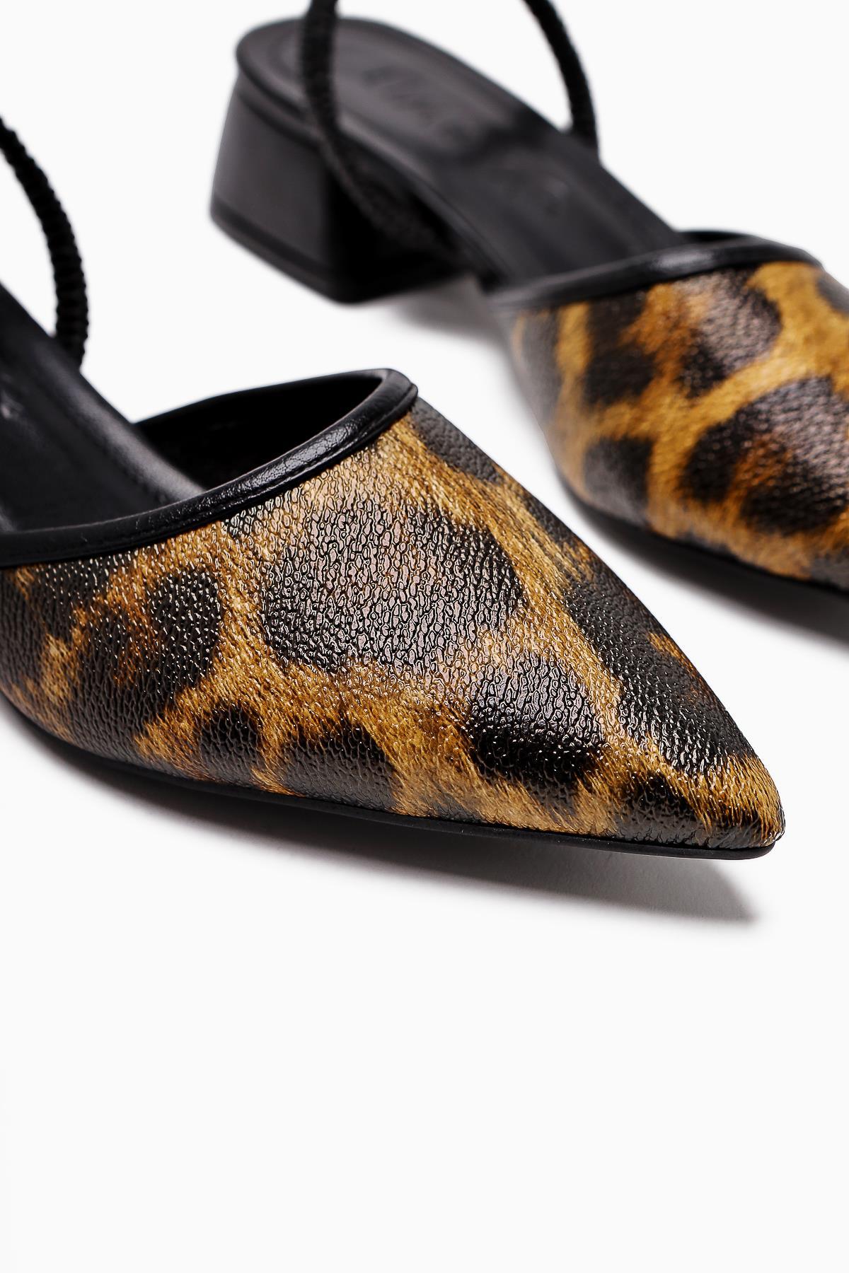 Rosa – Leopard Pointed-Toe Low-Heel Sandal (Women)