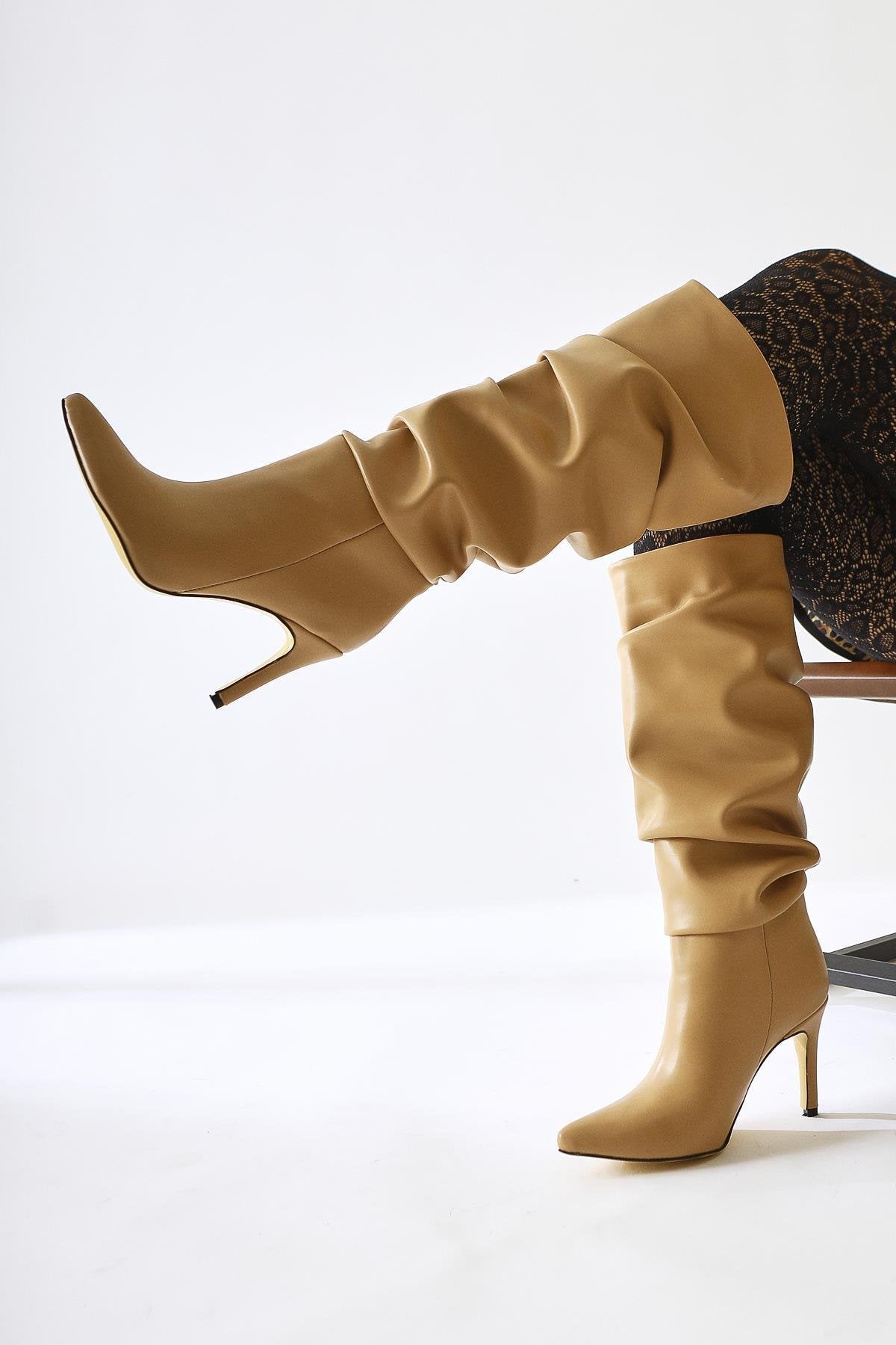 Merin Nude Pointed Toe Slim Heel Pleated Boot