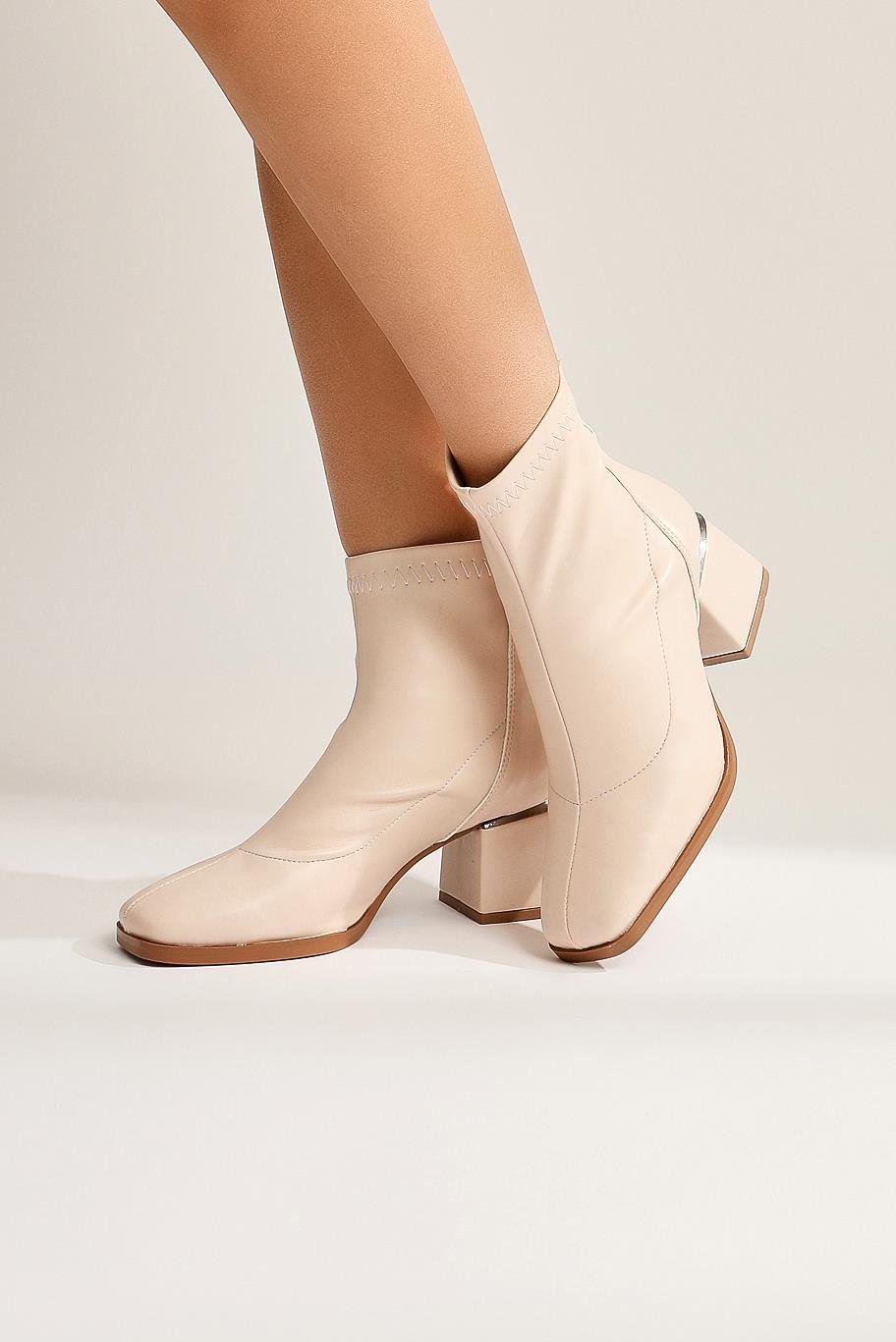 Dominga – Beige Zip-Closure Boot (Women)