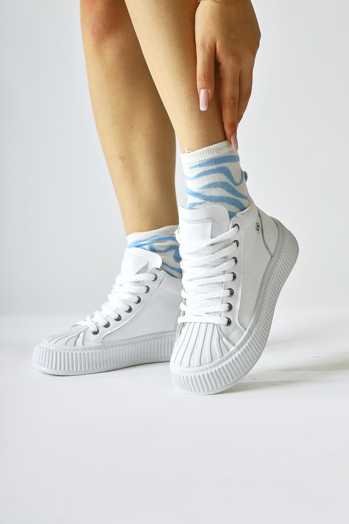 Daniele – White Lace-Up Sneaker Boot (Women)