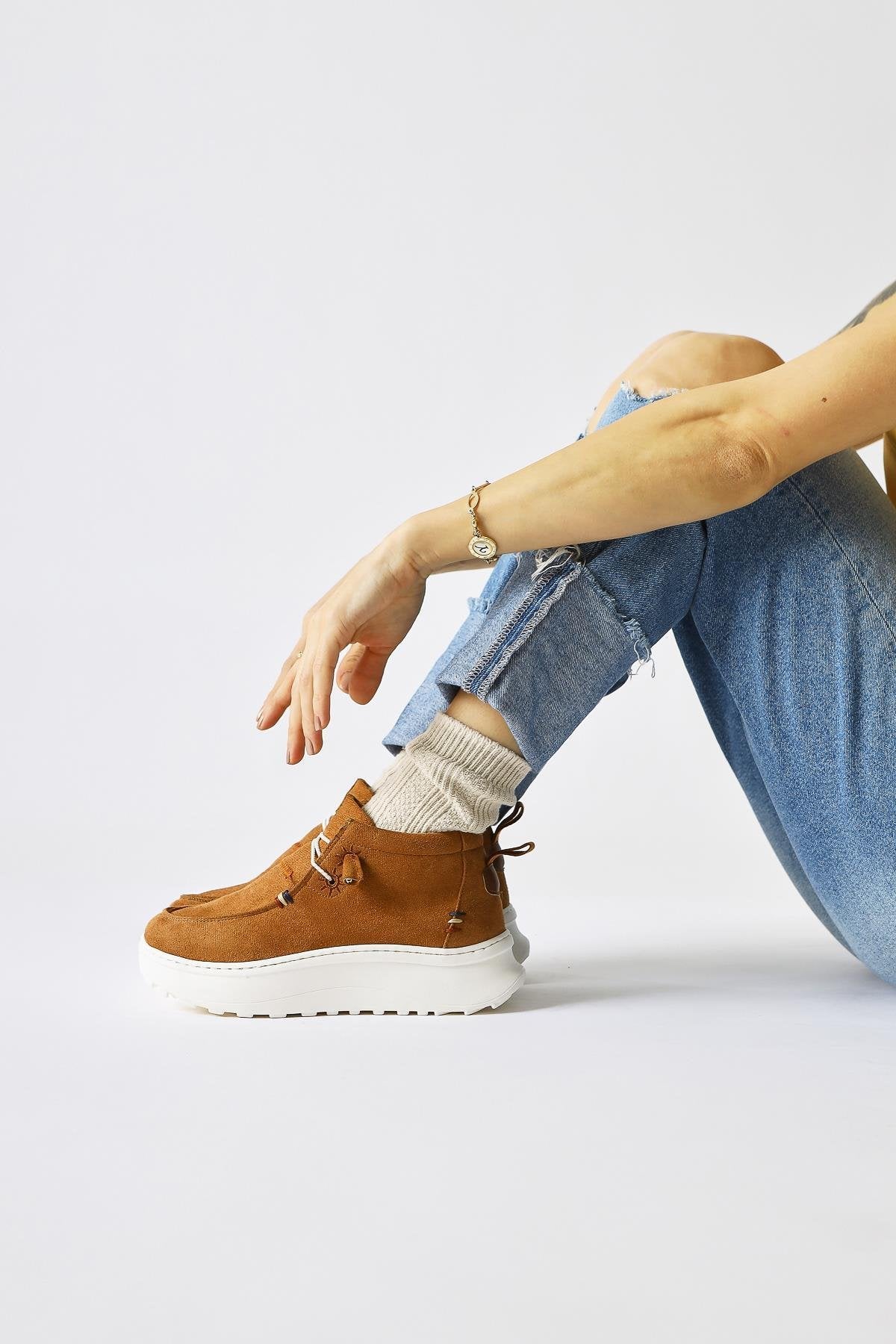 Stacey Taba Suede Lace-up Casual Shoes