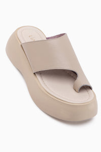 Carol Genuine Leather Beige Thong Women’s Slippers