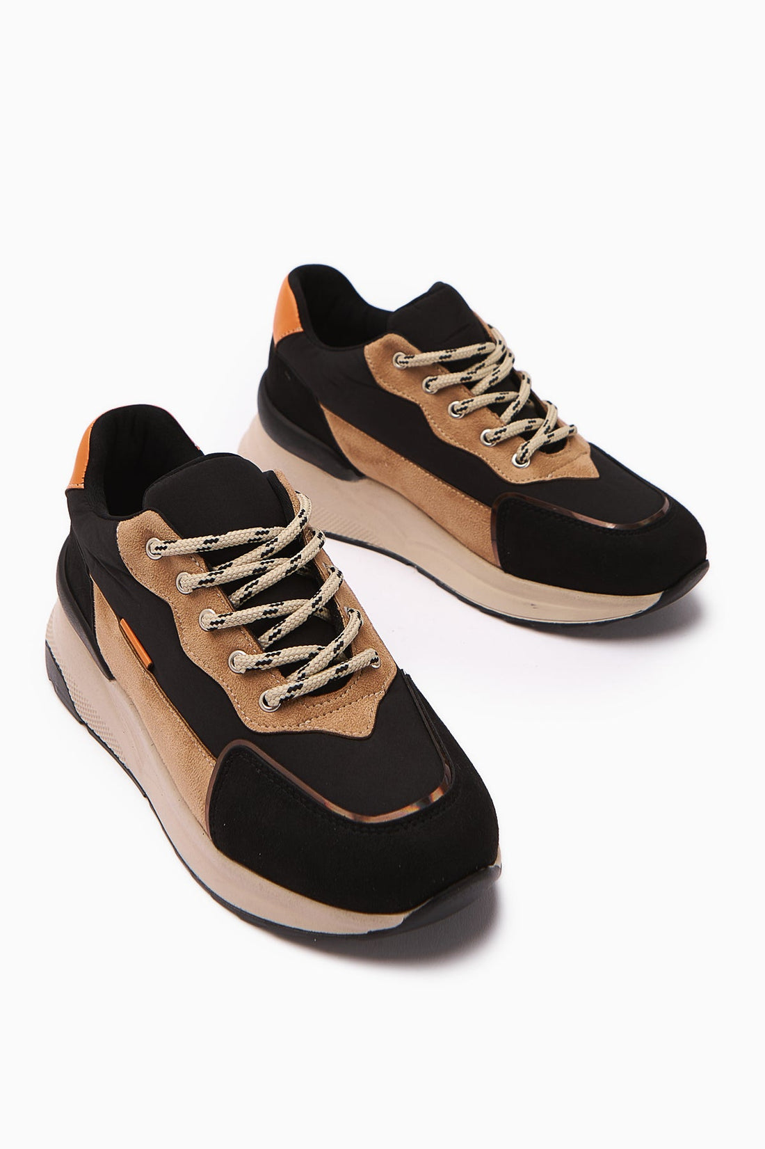 Tuana Black Nude Lace-Up Women's Sneakers