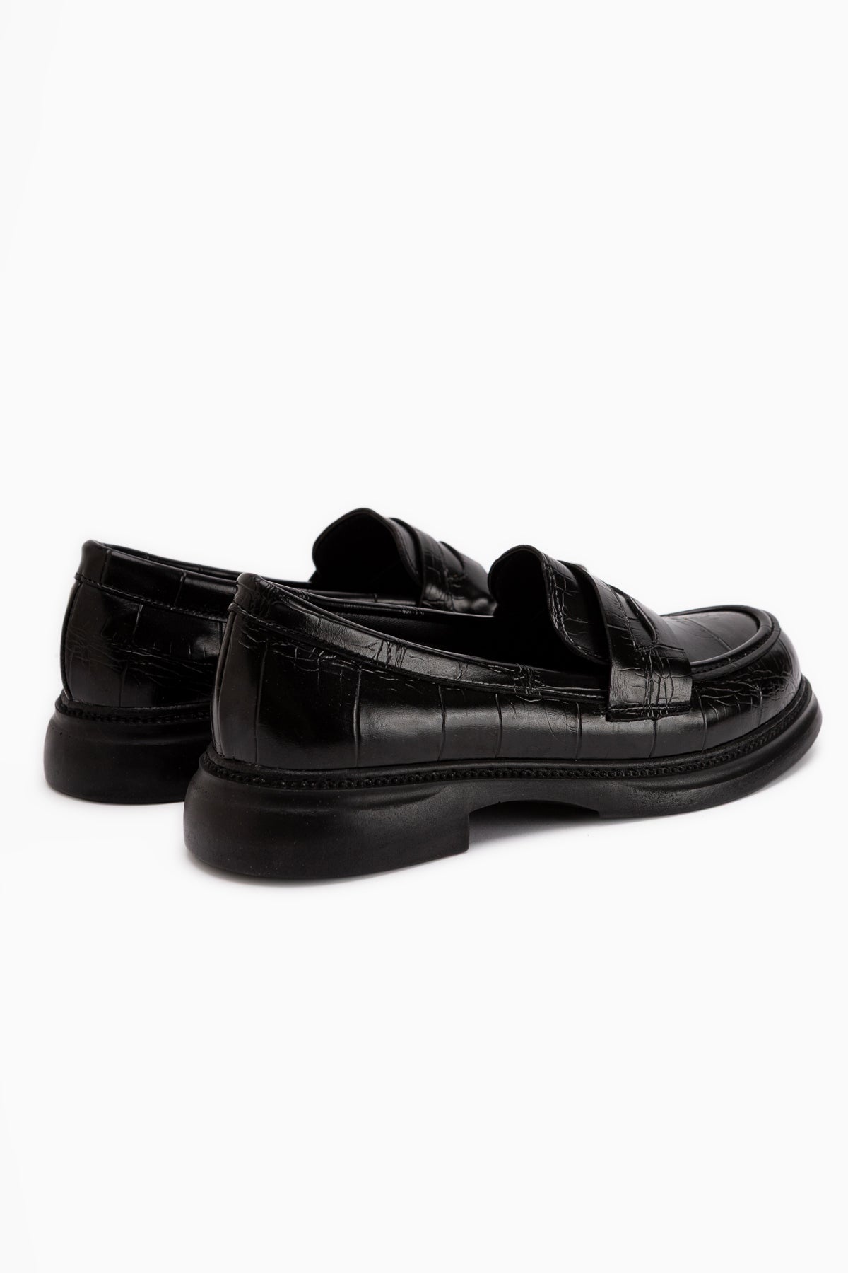 Sienna Black Crocodile Pattern Women’s Loafer Casual Shoes