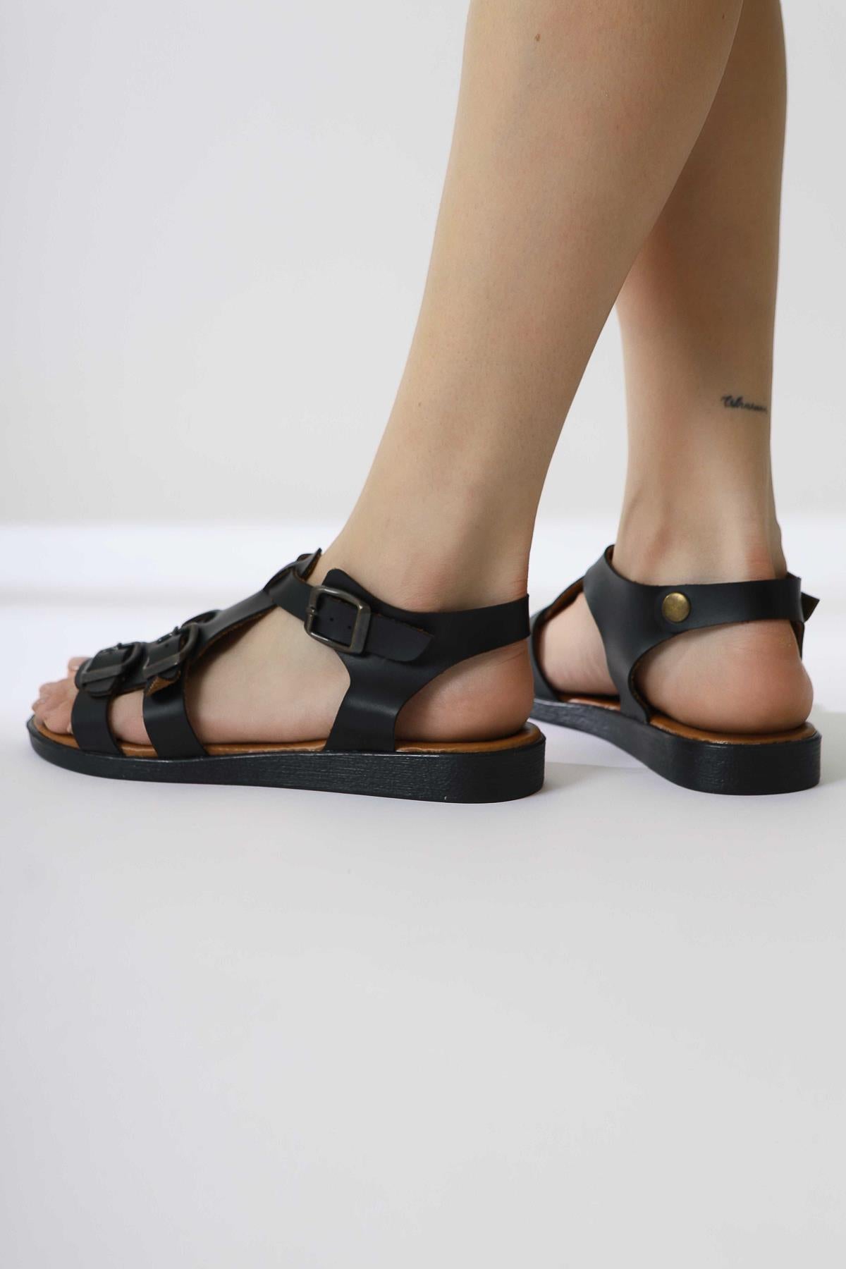 Desta Genuine Leather Black Buckle Detailed Sandals