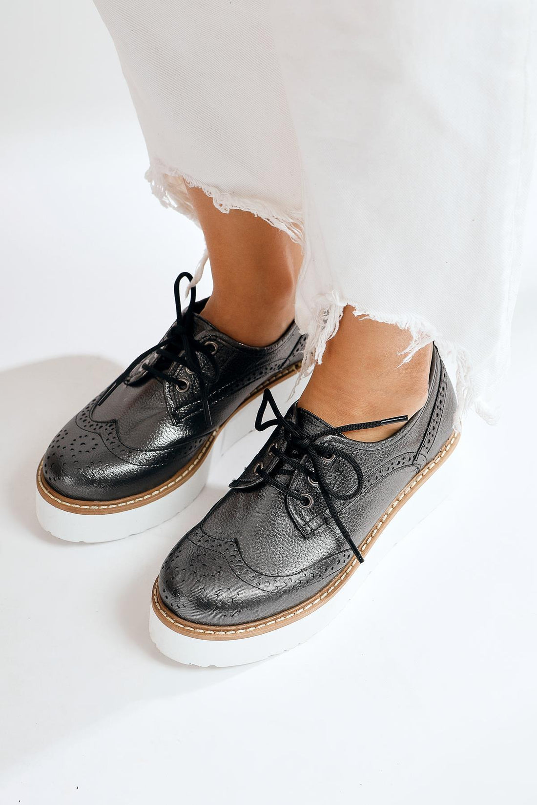 Lila – Lilac Platinum Laser-Cut Thick-Sole Lace-Up Oxford Shoe (Women)