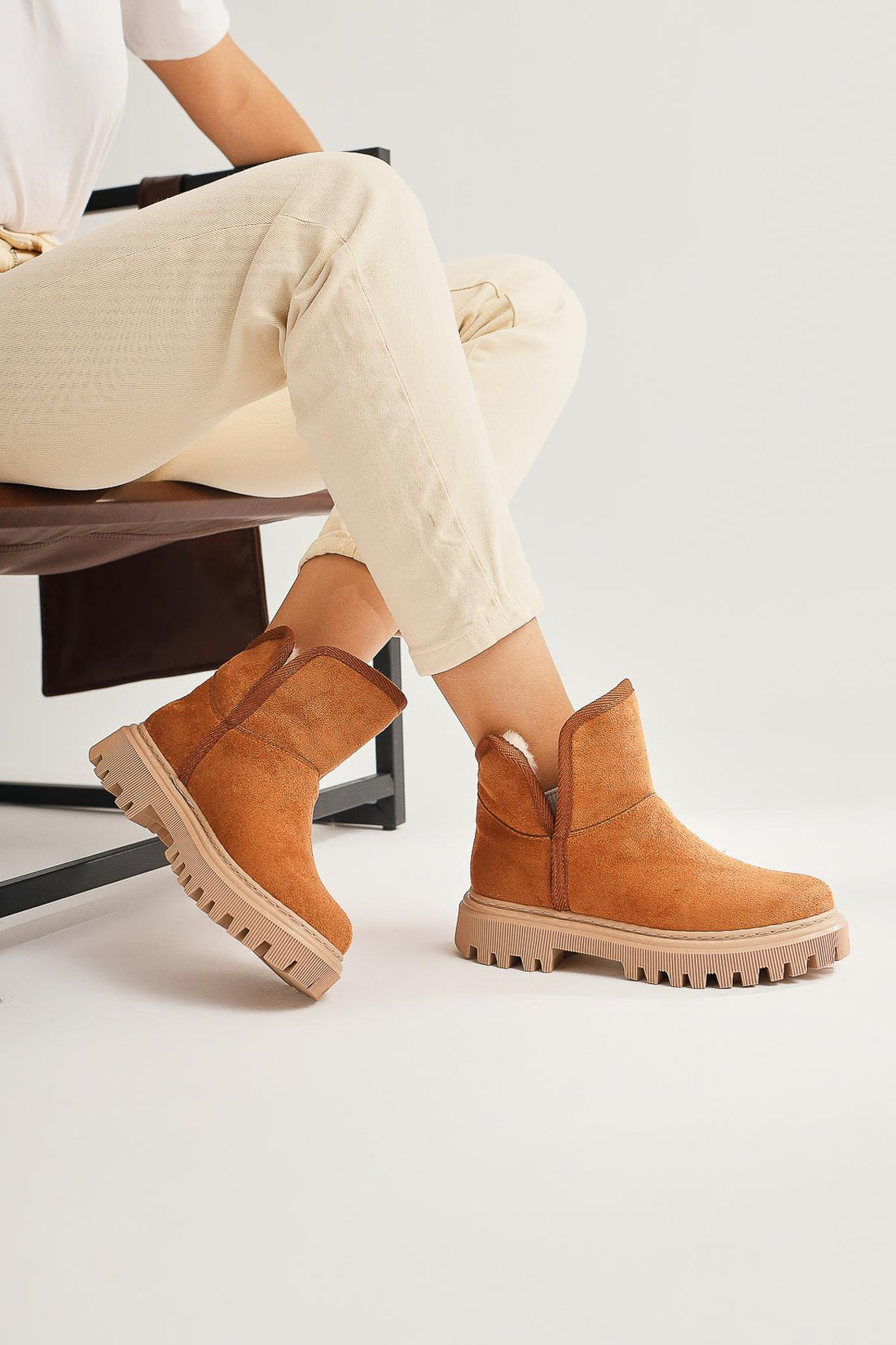 Aniitta Taba Suede Fur-Trimmed Short Boot