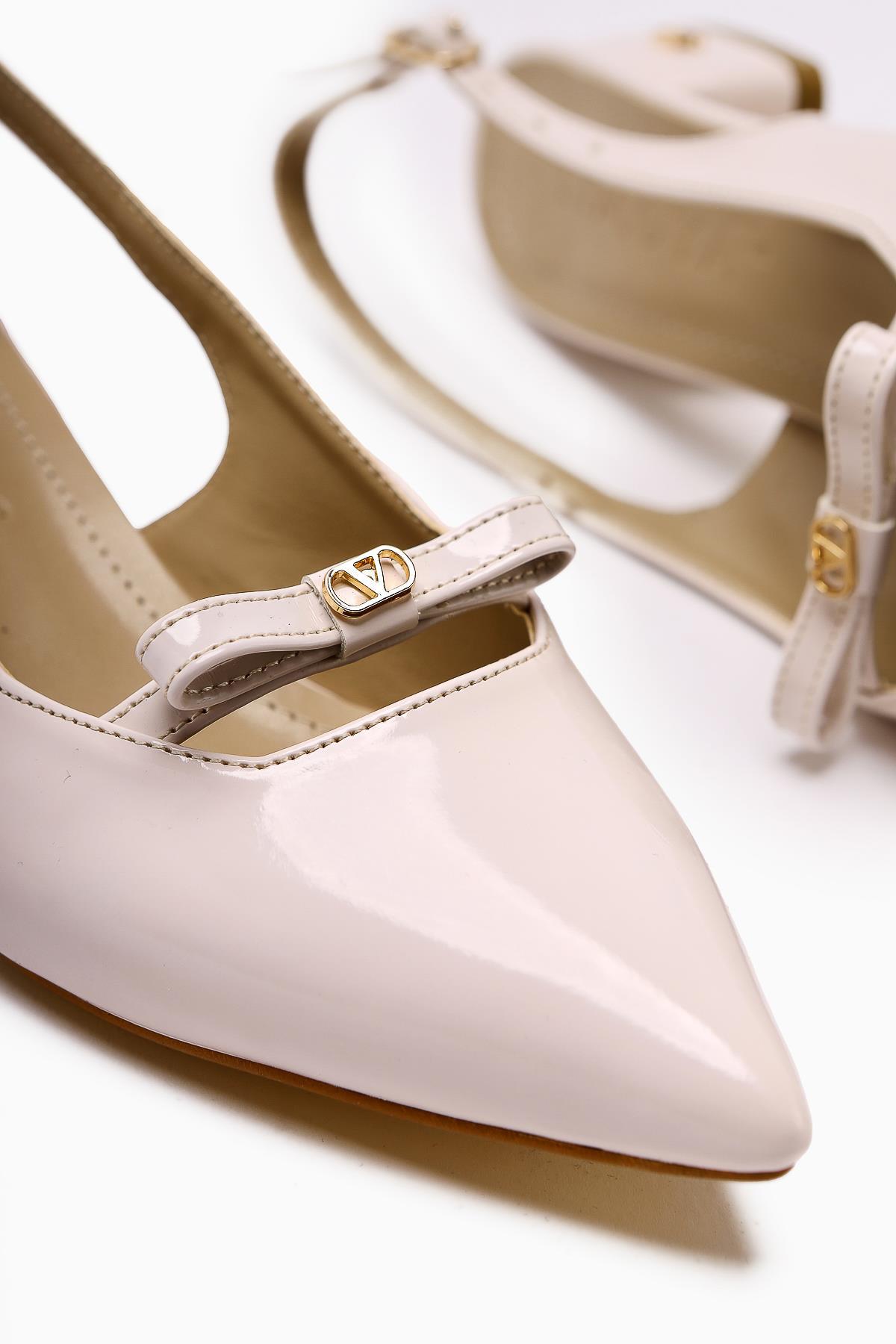 Sevy Beige Patent Buckle Detailed Women’s Heeled Shoes