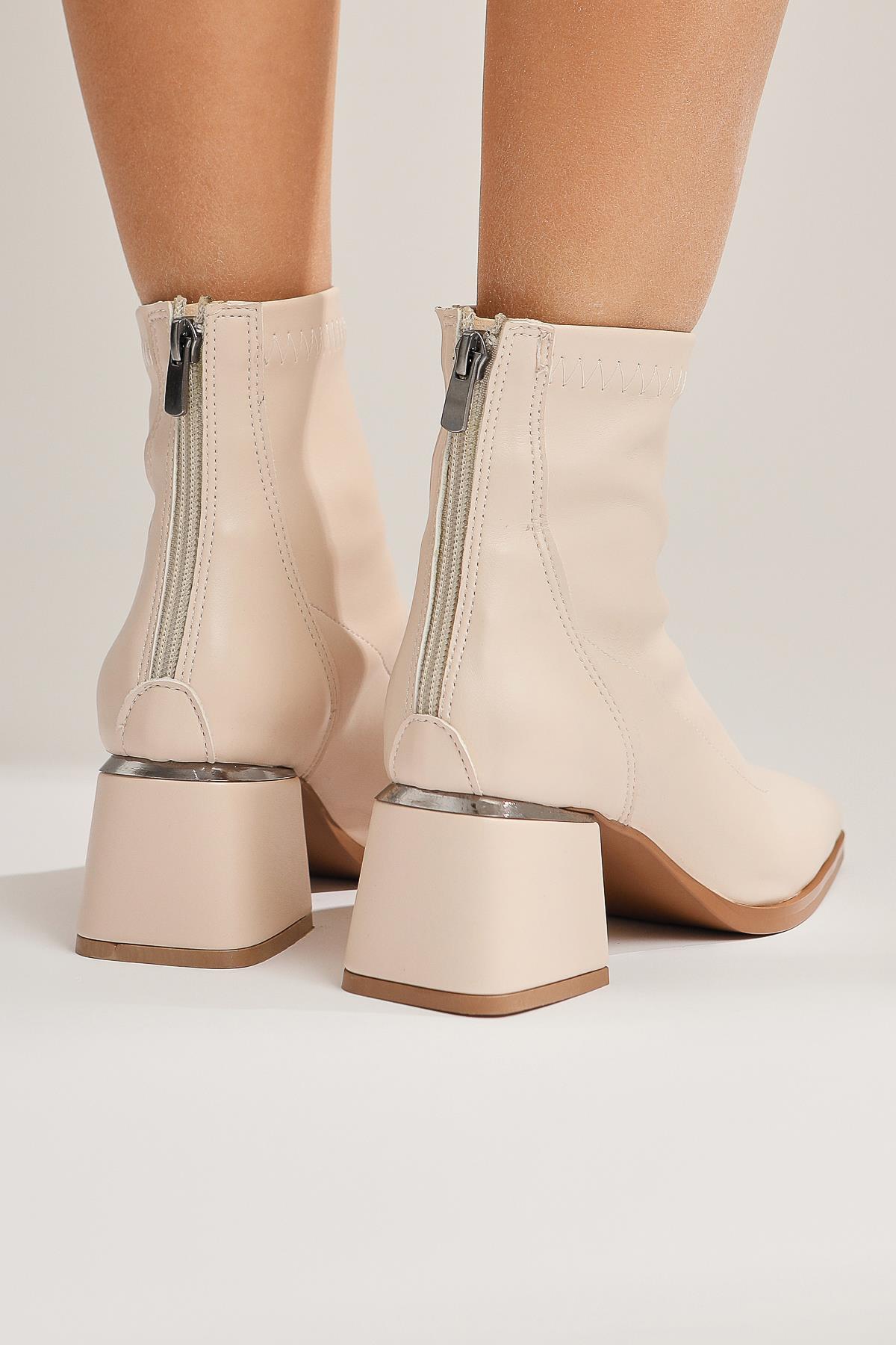 Dominga – Beige Zip-Closure Boot (Women)