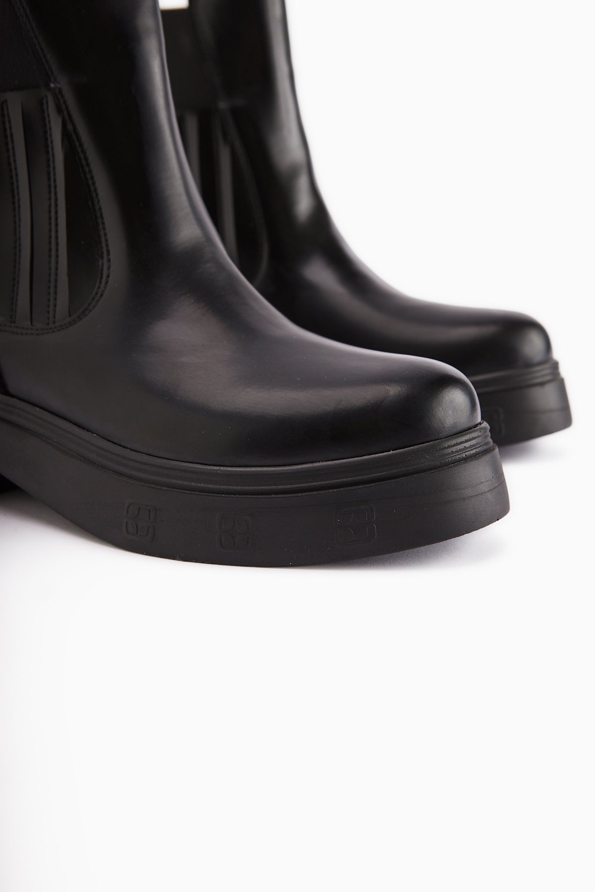 Pava Black Patent Heeled Detail Women’s Boots