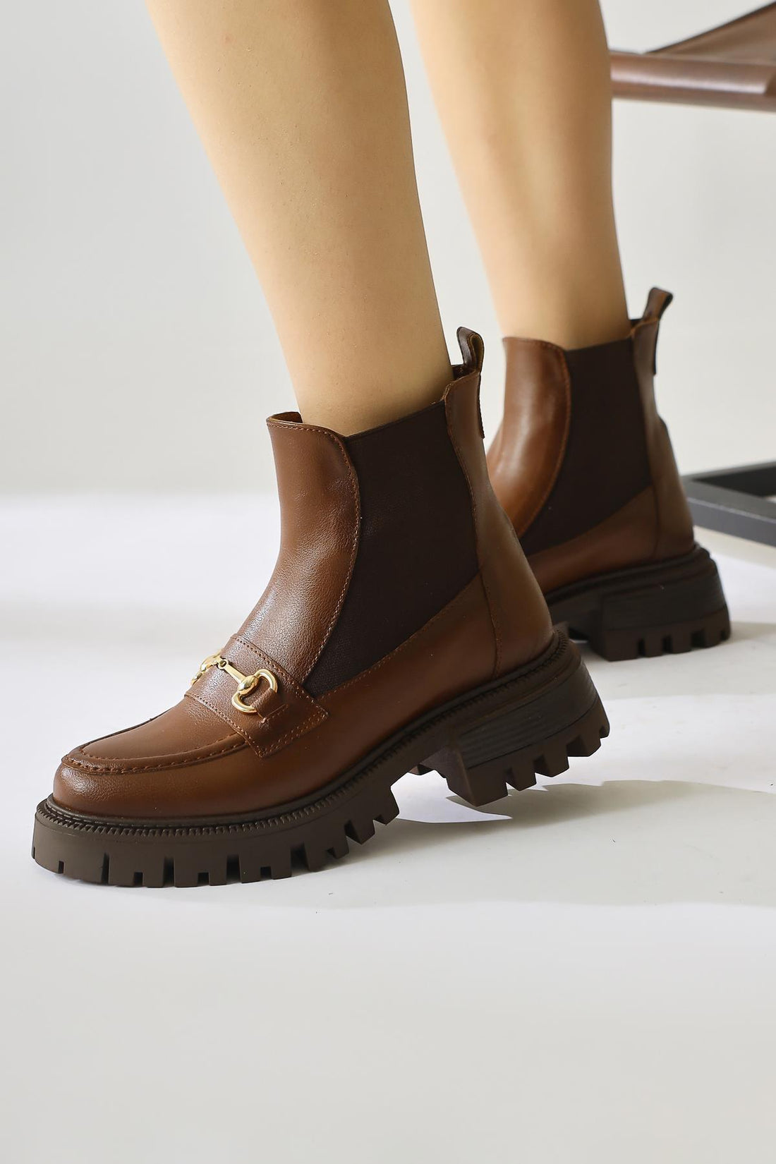 Lemonie – Cognac Buckle-Detail Elastic Pull-On Boot (Women)