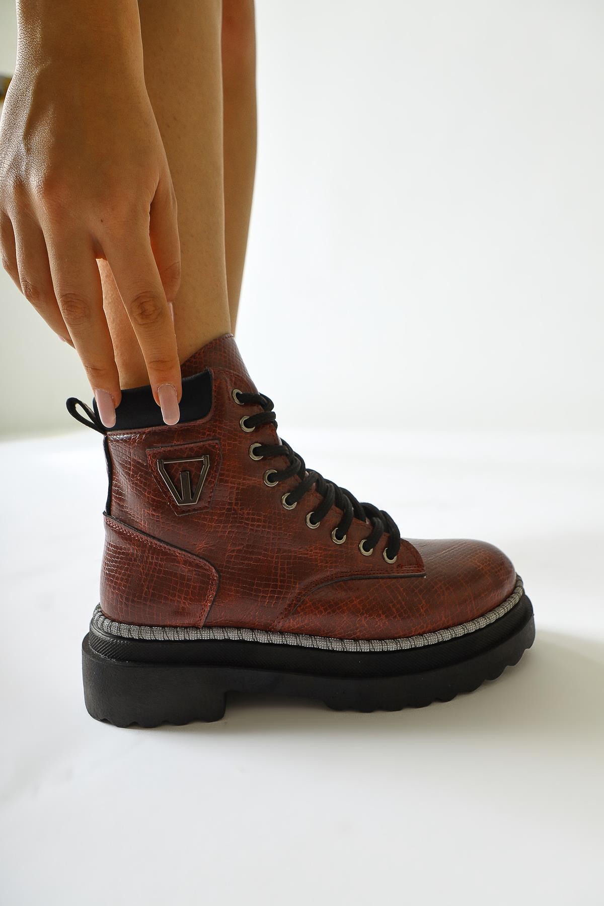 Amona Burgundy Shiny Stone Detailed Lace-Up Boot