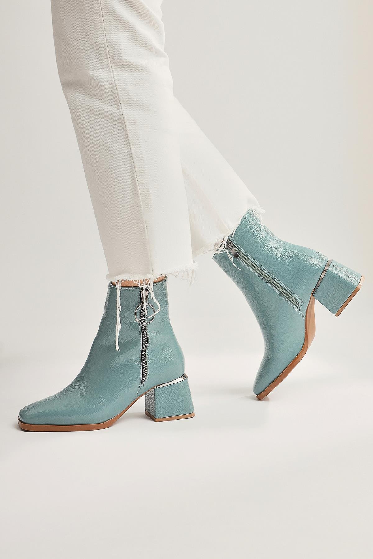 Deyana Turquoise Crinkled Patent Leather Zipper Accessorized Boot