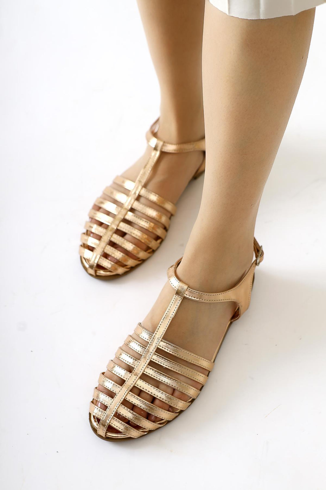 Zafu Powder Pink Patent Leather Flat Sandal with Thin Straps