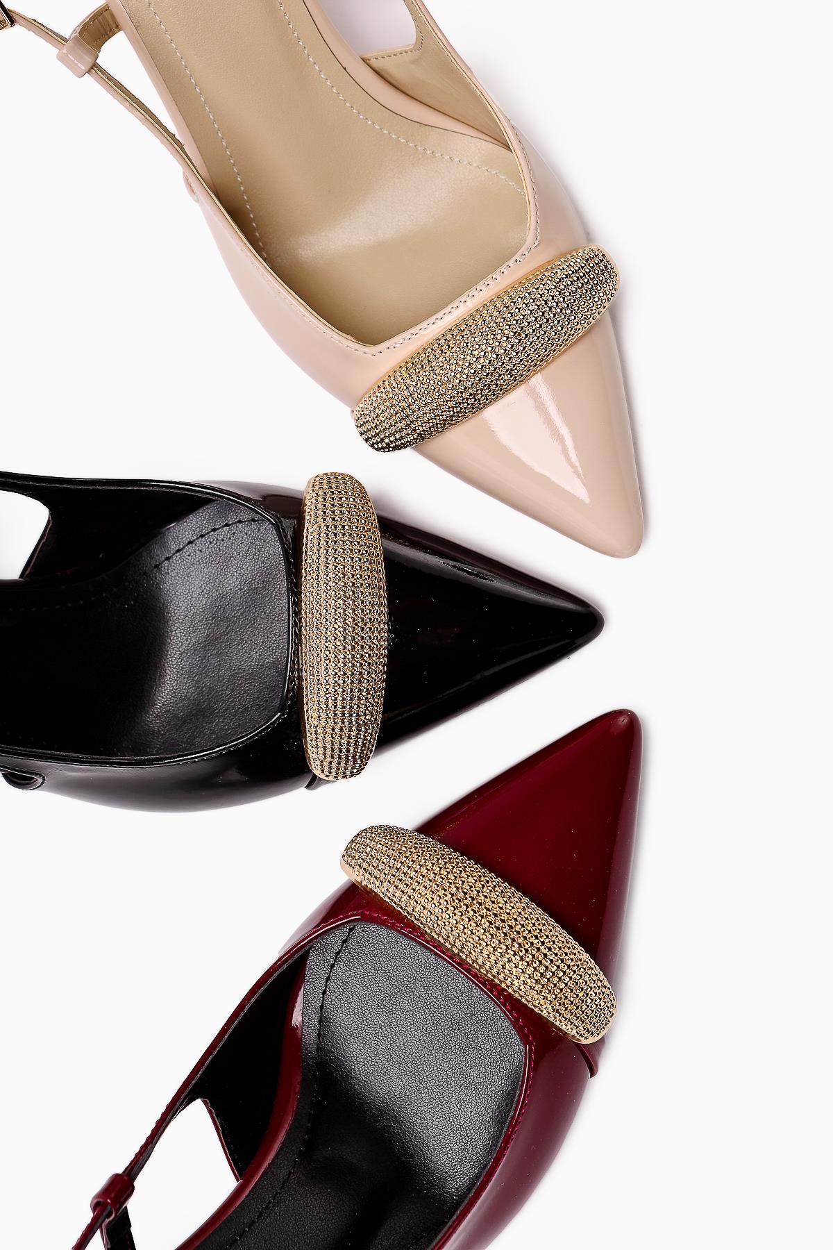 Seydi Burgundy Patent Buckled Closed Toe Women’s Heeled Shoes