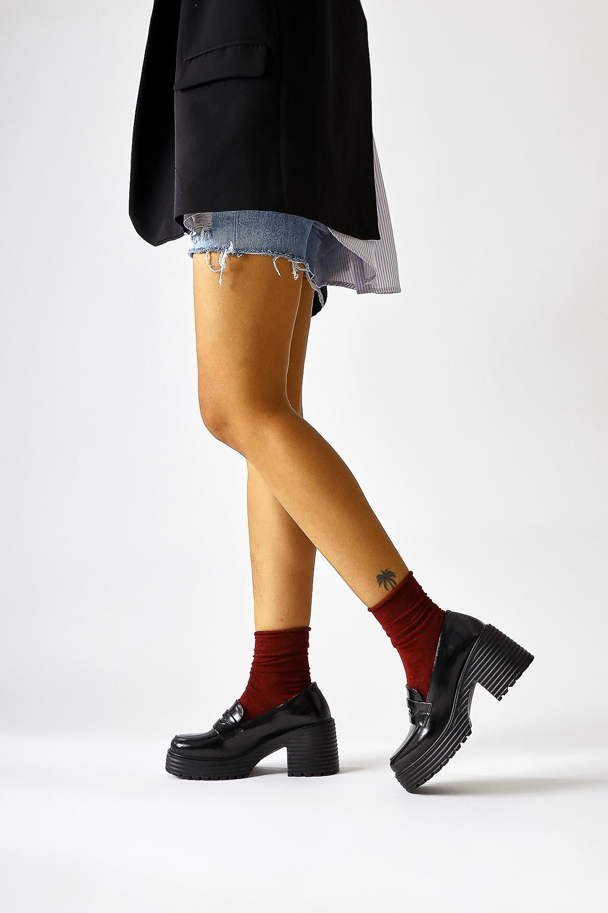 Alinne Black Patent Leather Thick Soled Platform Moccasin Shoes