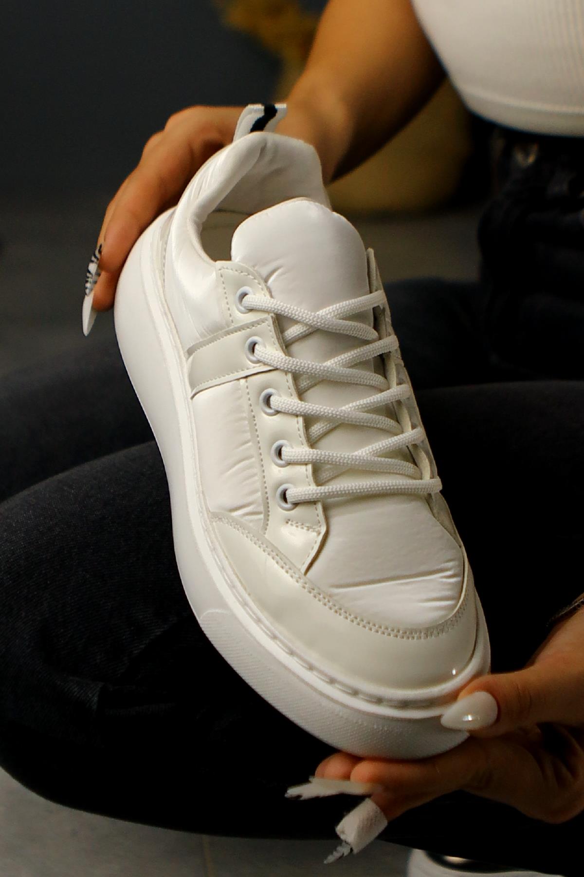 Jakleen White Patent Leather Detailed Parachute Sneakers
