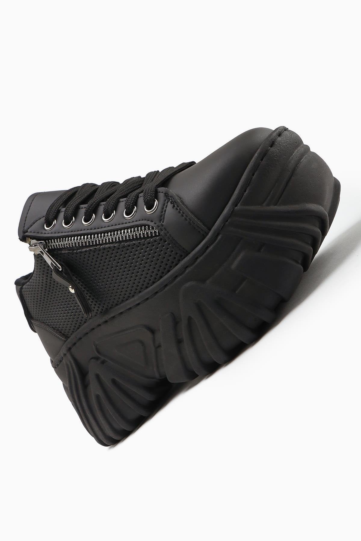 Betty – Black Platform Zipper-Detail Sneakers (Women)