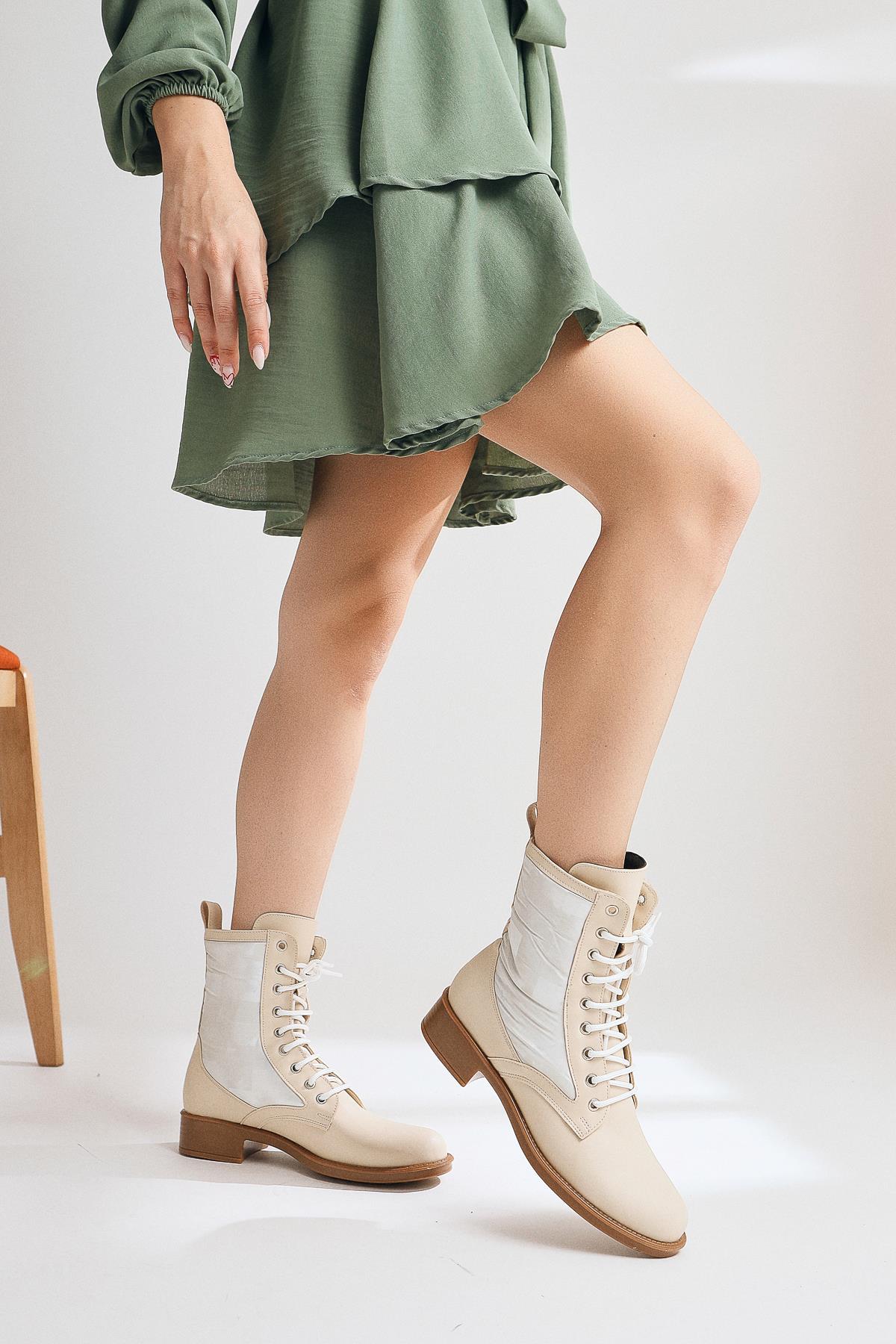 Chrissi – Beige Hologram-Detail Lace-Up Boot (Women)