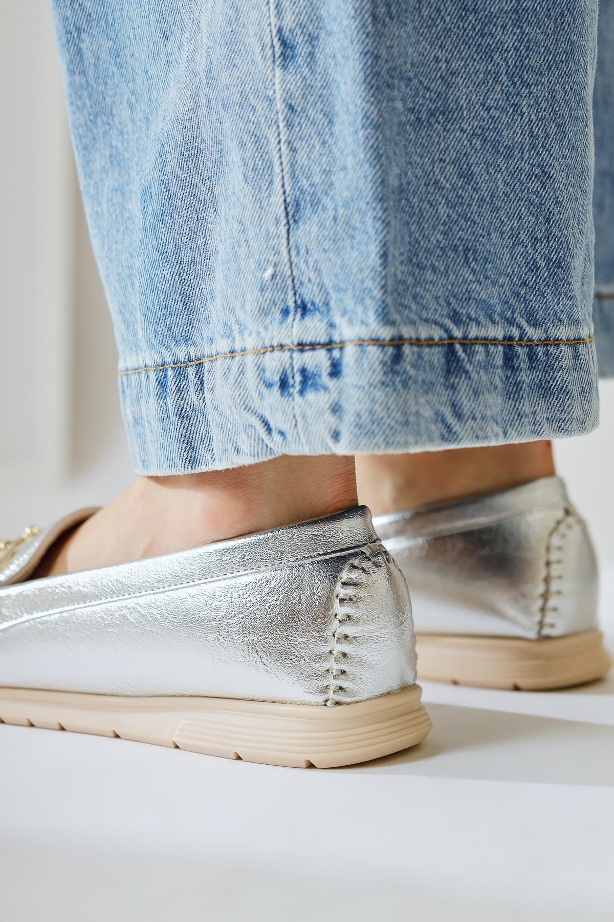 Tola – Silver Buckle-Detail Casual Shoe (Women)