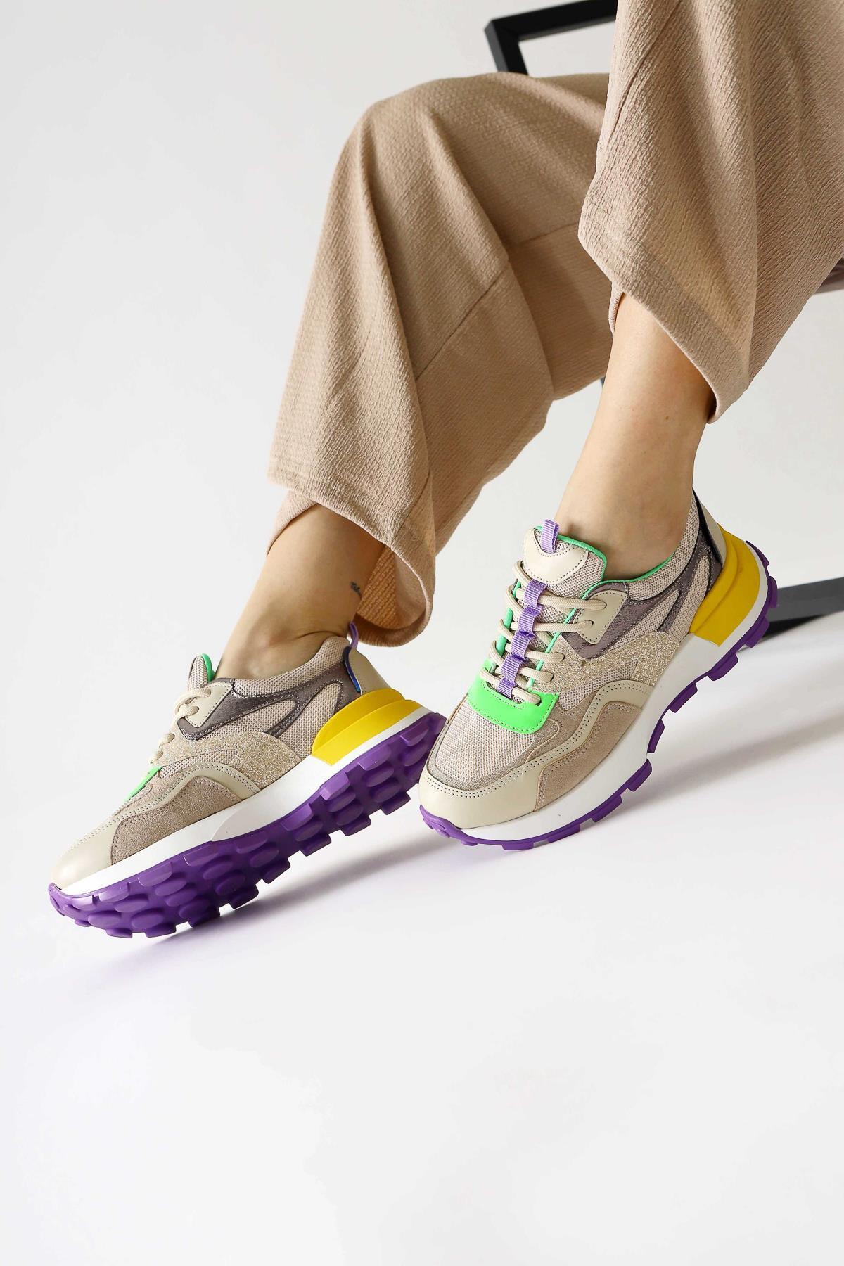 Netta Multicolor (Green) Mesh Detailed Lace-Up Sneakers