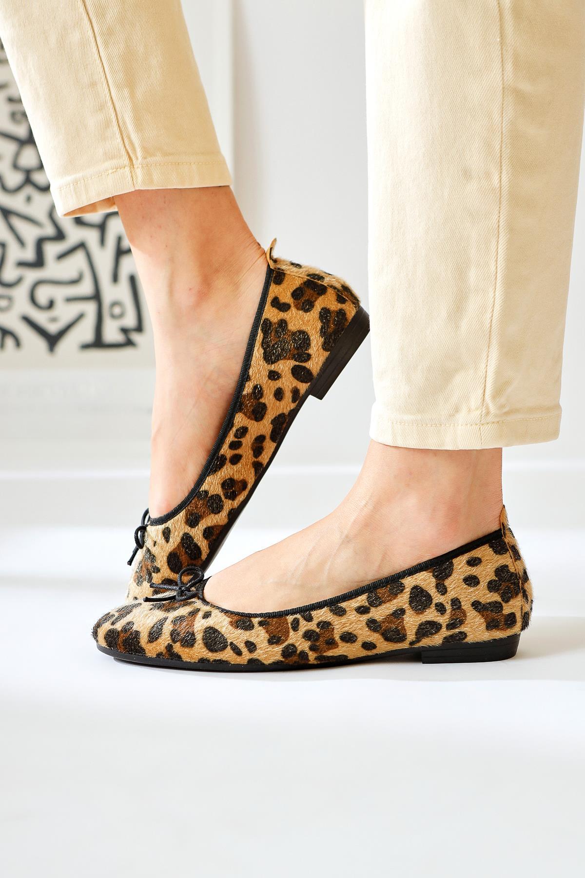 Sille Leopard Print Furry Bow Detail Ballet Flats