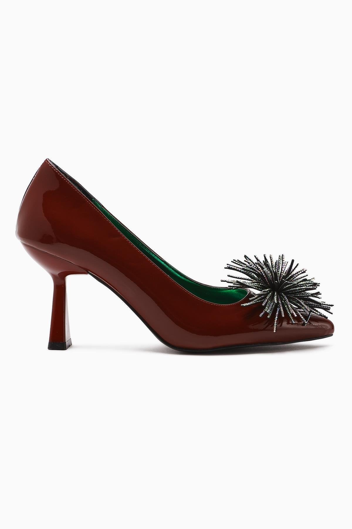 Choi – Burgundy Patent Pointed-Toe Stone-Embellished Tassel-Detail Heeled Shoe (Women)