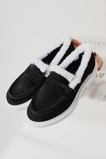 Tommie Genuine Leather – Black Suede Fur-Lined Casual Shoe (Women)