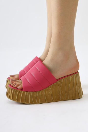 Zoje – Fuchsia Crinkled-Embossed Platform Slide (Women)