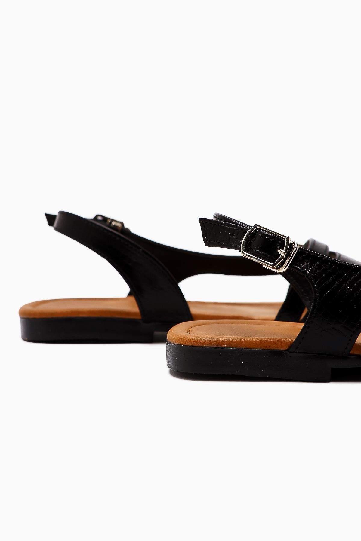 Almina Black Belt Detail Women's Sandal