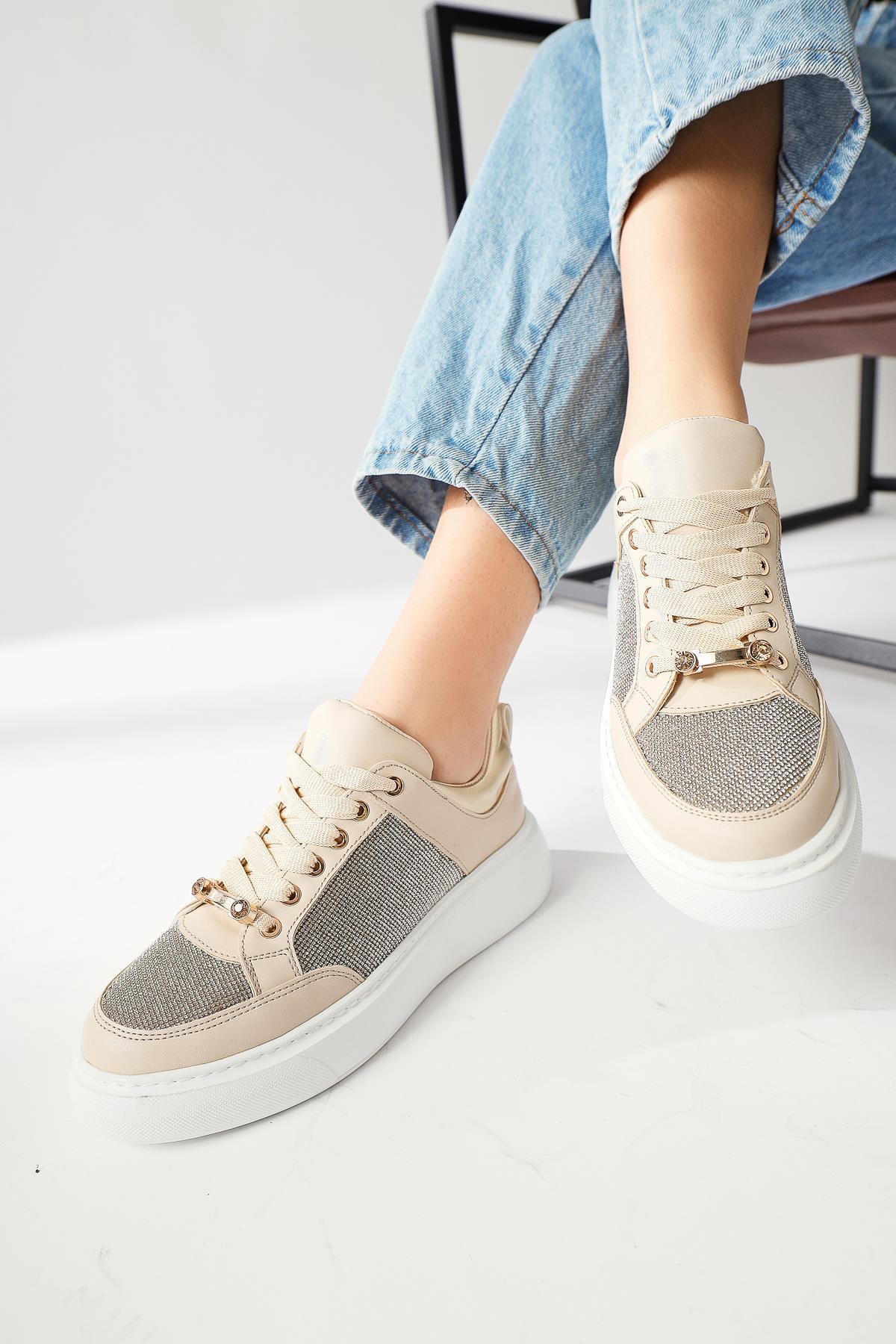 Sonnie Cream Thick Sole Stone Detail Sneakers