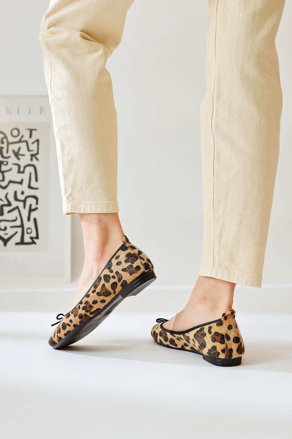 Sille Leopard Print Furry Bow Detail Ballet Flats