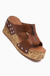 Goldis Taba Women's Slipper with Screw Detail