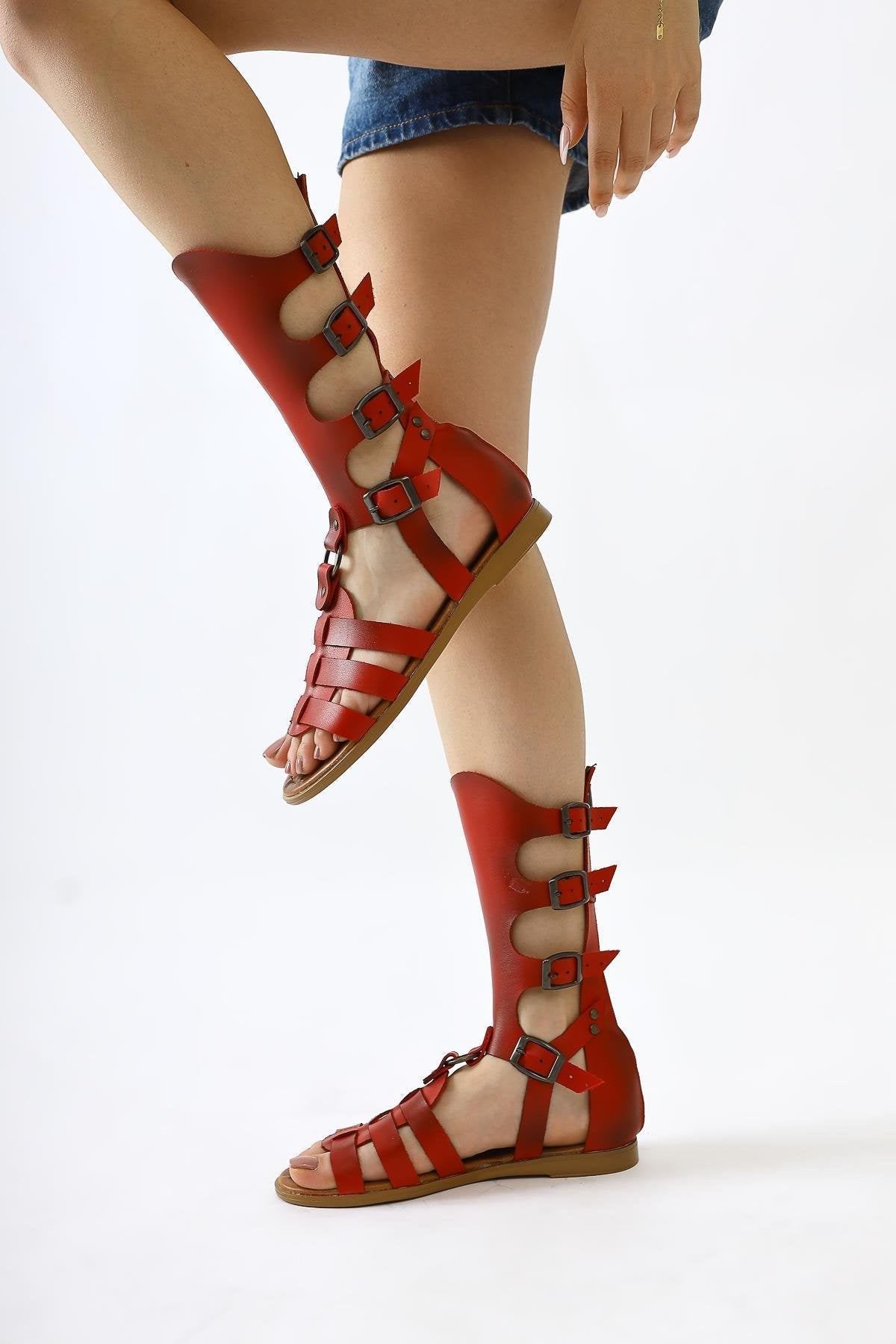Baisa Genuine Leather Red Buckle Detailed Flat Sandals