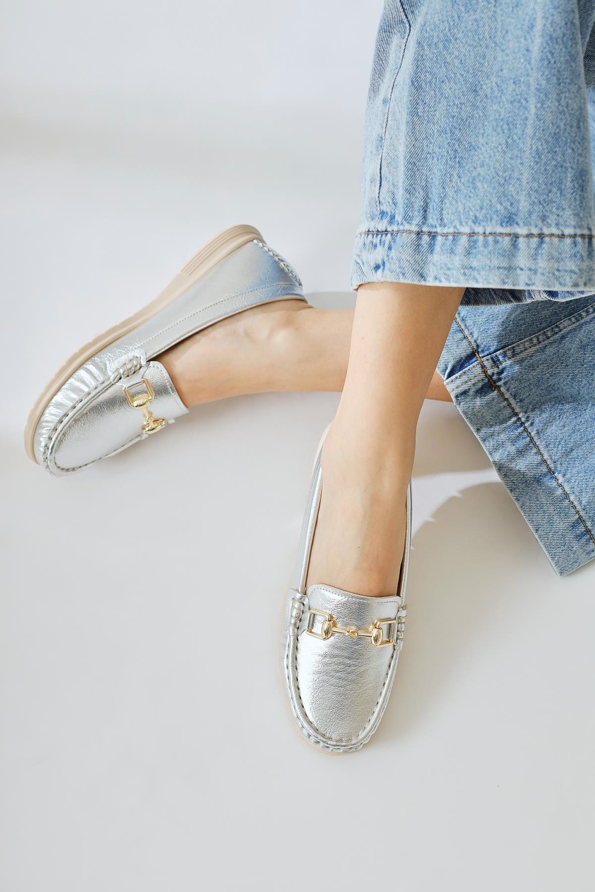 Tola – Silver Buckle-Detail Casual Shoe (Women)