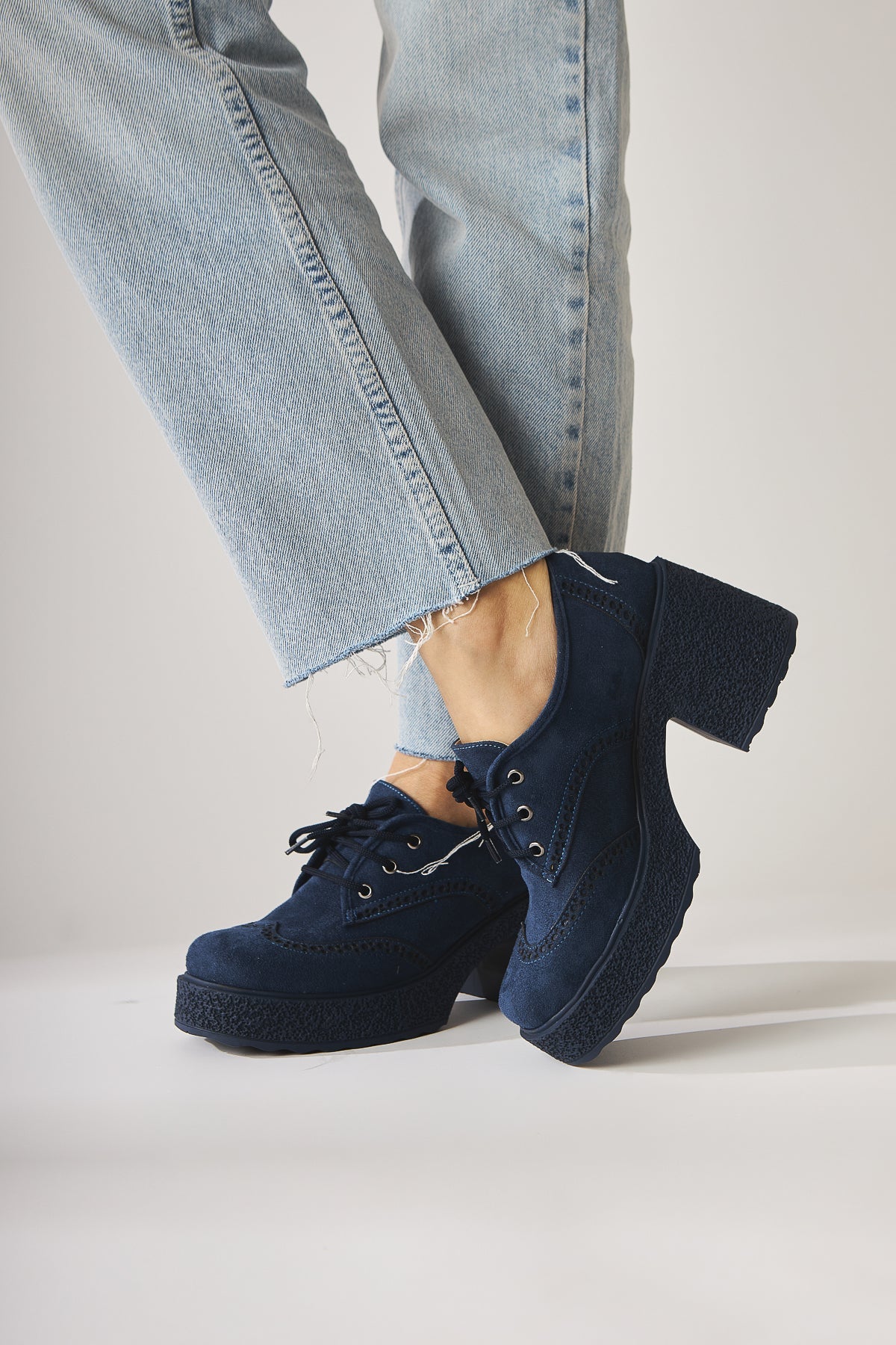 Lenie – Navy Suede Laser-Cut Detail Casual Shoe (Women)
